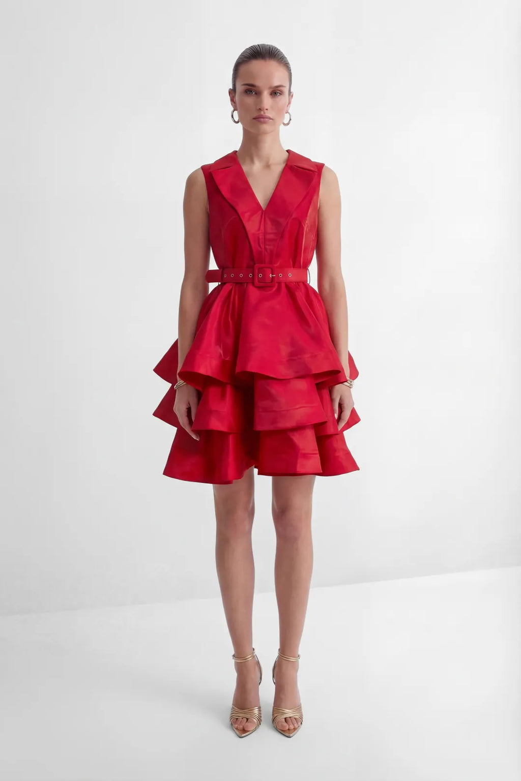 Needa V-yaka Katmanlı Volanlı Mini Elbise